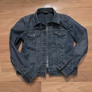 Eddie Bauer | Classic Jean Jacket | Medium Wash | Women’s size Small